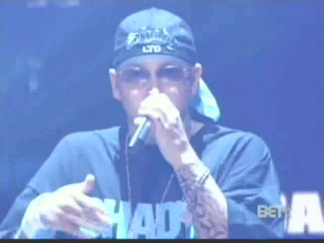 Busta Rhymes ft. Eminem Live BET Awards 2006